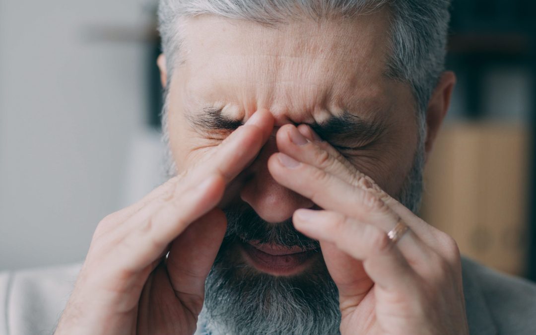 Flashes and Floaters: When to Seek Immediate Care